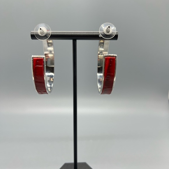 Scarlet Hinged Faux Leather Bangle and Hoops - Picture 7 of 8